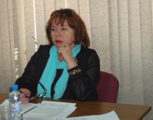 глава муниципального округа, директор образовательного комплекса №939 Елена Сухоносова.