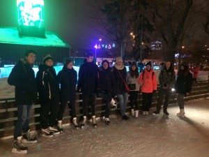 Студенты колледжа "Царицыно" на катке в Парке Горького