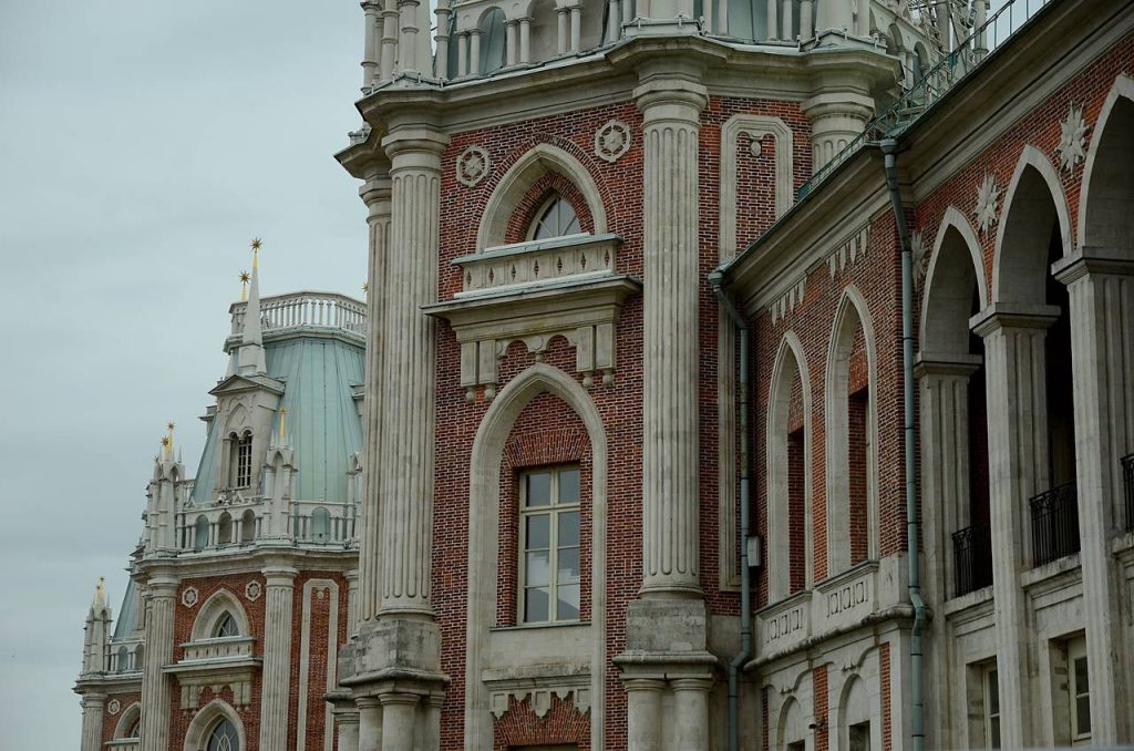 23 марта в Виноградной оранжерее музея-заповедника «Царицыно» пройдет встреча литературного клуба «Квартира Кантемира». Фото: архив, «Вечерняя Москва»