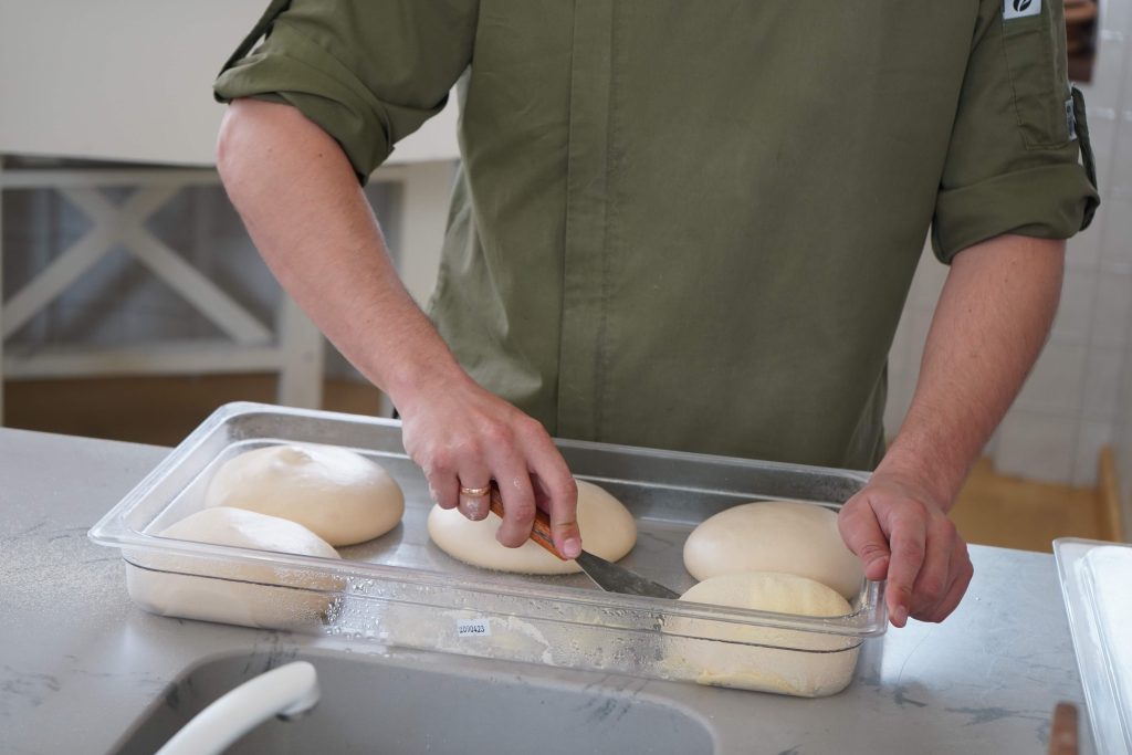 Студенты колледжа «Царицыно» выступят на международном кулинарном турнире. Фото: Анна Быкова, «Вечерняя Москва»