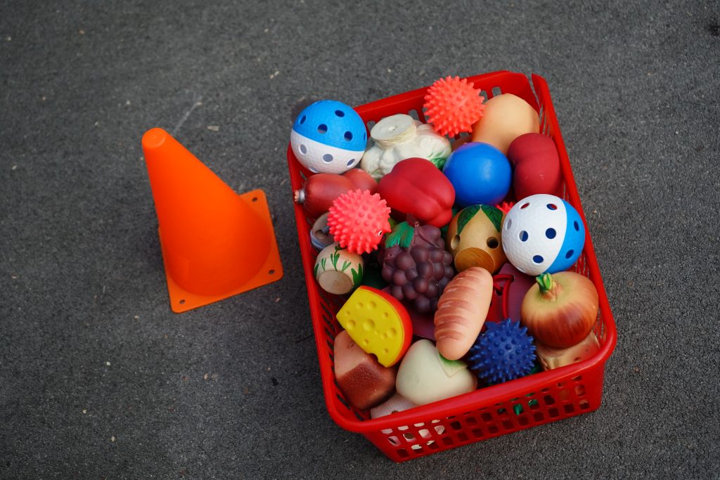 Представители районной управы пригласили горожан на спортивную программу. Фото: Анна Быкова, «Вечерняя Москва»