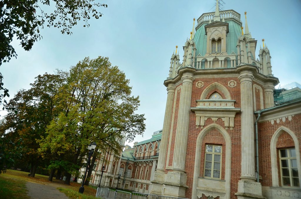 Музей-заповедник «Царицыно» представил свою экспозицию на XI Книжном фестивале «Красная площадь». Фото: Анна Быкова, «Вечерняя Москва»