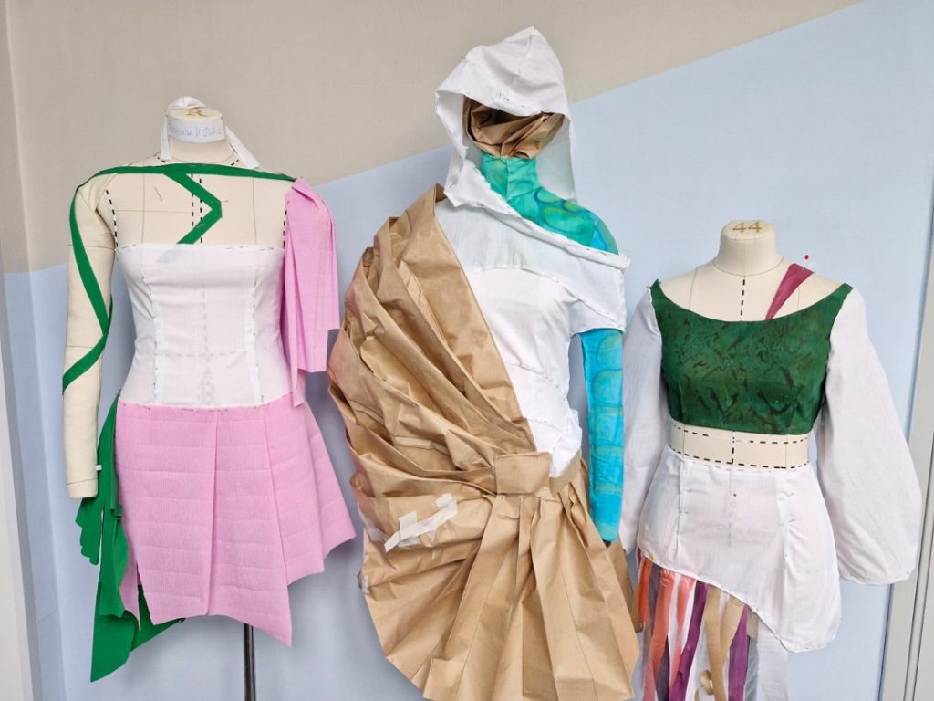 Учебная практика завершилась для студентов КДПИ имени Карла Фаберже. Фото: официальная страница КДПИ имени Карла Фаберже в социальных сетях