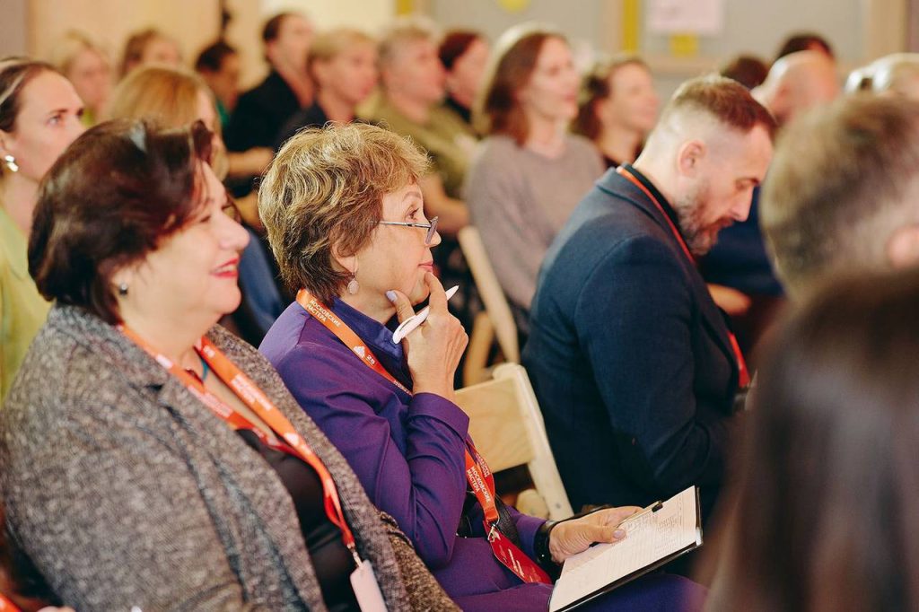 В столице выбрали лучших специалистов социально ориентированных НКО. Фото: пресс-служба Комитета общественных связей и молодежной политики города Москвы