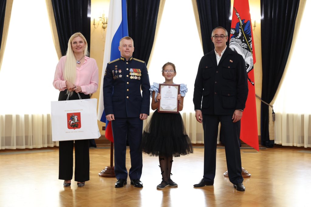 Ученики школы №939 заняли призовые места в рамках художественного конкурса. Фото: страница школы №939 в социальных сетях