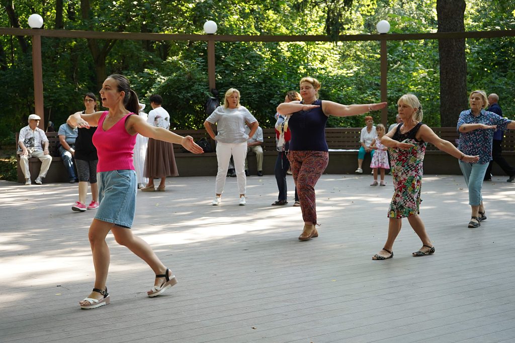 Занятия по ритмике проводят в ЦМД «Орехово-Борисово Северное». Фото: Анна Быкова, «Вечерняя Москва»