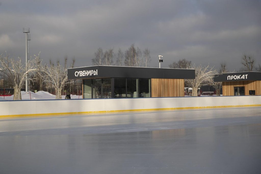 Представители МЗ «Царицыно» анонсировали открытие катка на стадионе «Огонек». Фото: официальный сайт музея-заповедника «Царицыно»