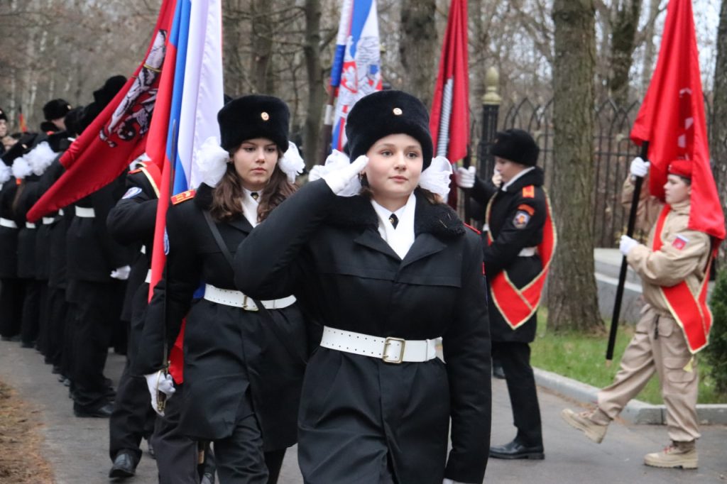 Кадеты школы №878 приняли участие в торжественном шествии. Фото: страница школы №878 в социальных сетях