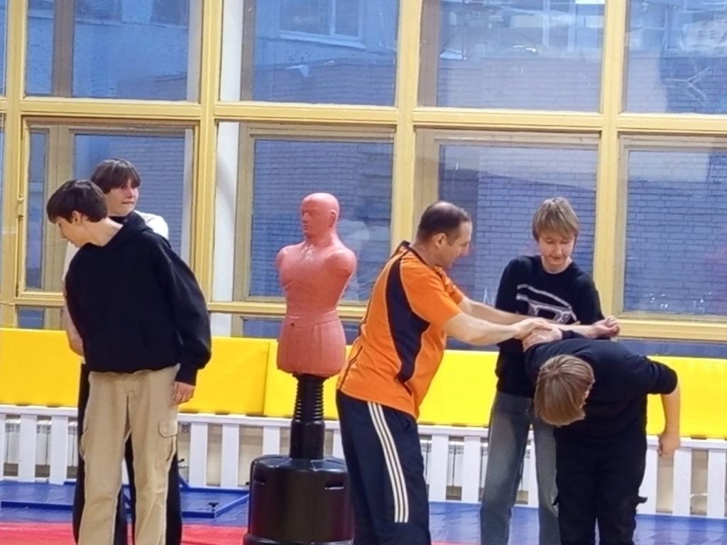 Людмила Сысоева рассказала о профпробах учеников школы №878 в юридическом колледже. Фото: страница учреждения в социальных сетях