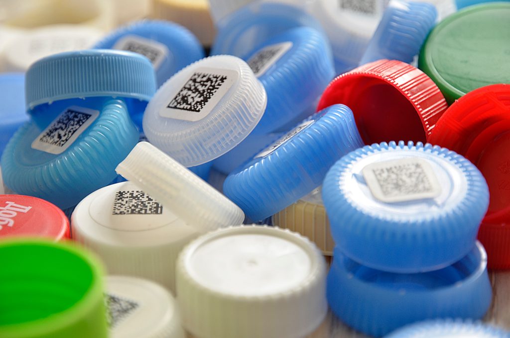 Представители Молодежной палаты района Орехово-Борисово Северное провели экологическую акцию. Фото: Анна Быкова, «Вечерняя Москва»