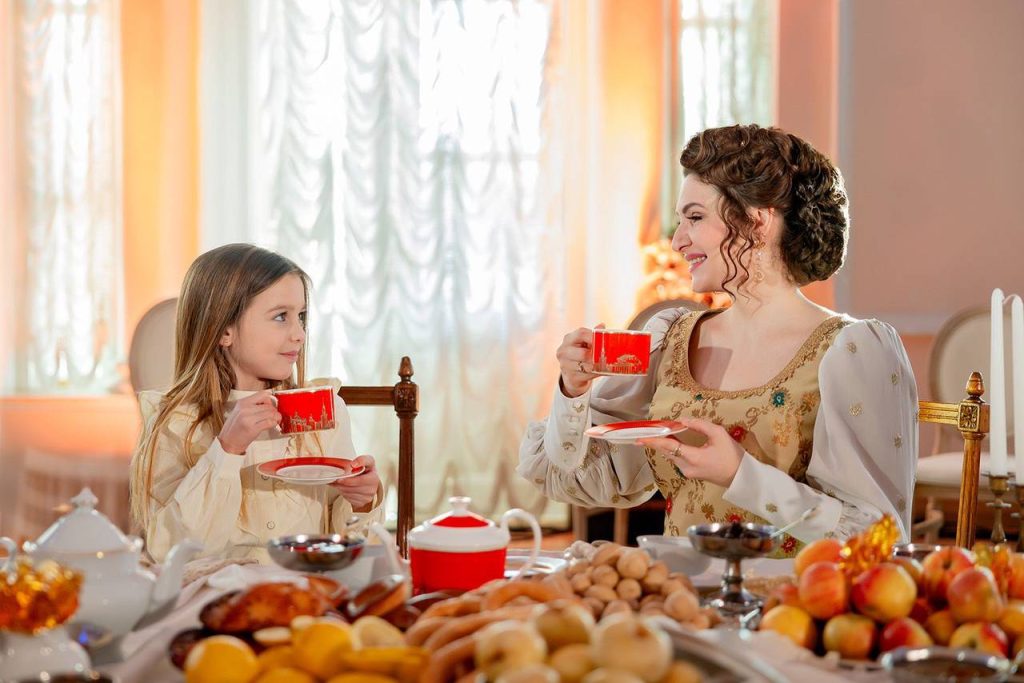 Ощутить атмосферу XIX–XX веков можно будет на прогулке с аудиогидом по историческим районам Арбат, Хамовники и Басманный. Фото: пресс-служба Комитета по туризму города Москвы