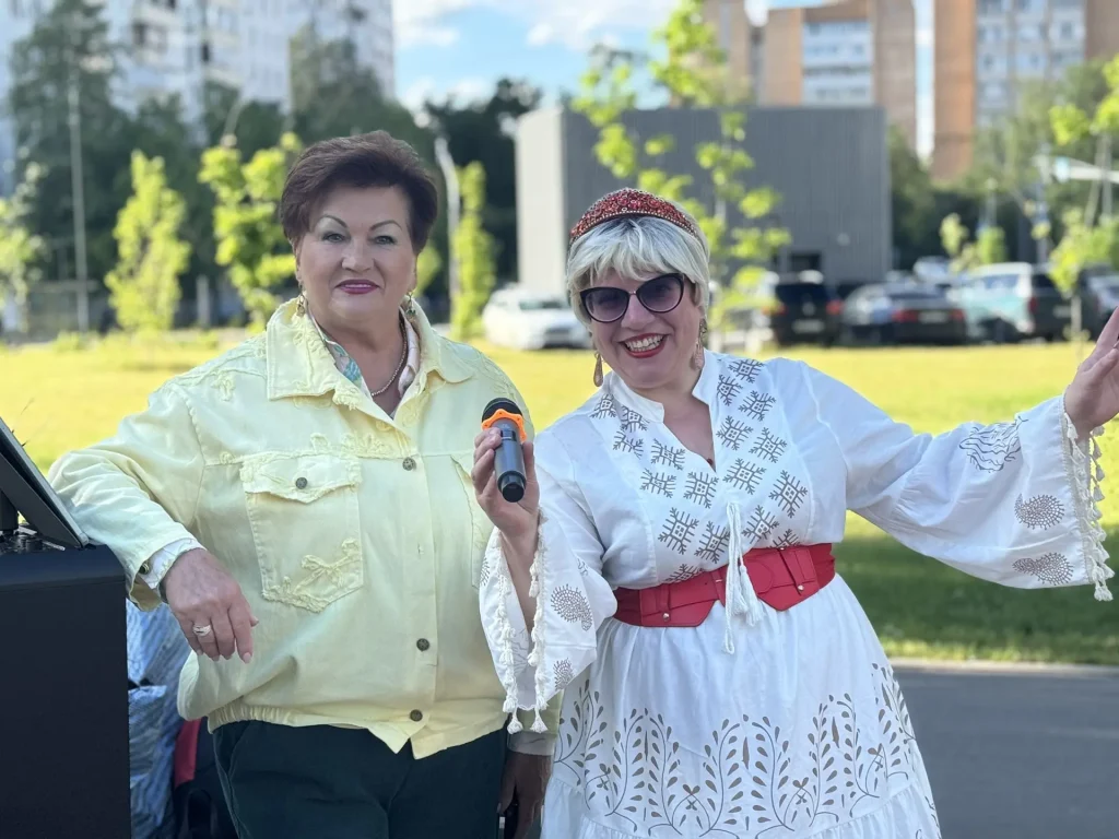 Галина Долгашова приняла участие в организации спортивно-массового мероприятия «Веселые старты»— фото и видеорепортаж. Фото: Анастасия Сёмина, «Вечерняя Москва»