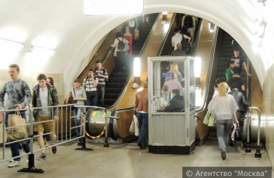 Пропускную способность в столичном метро увеличат благодаря новому графику работы эскалаторов