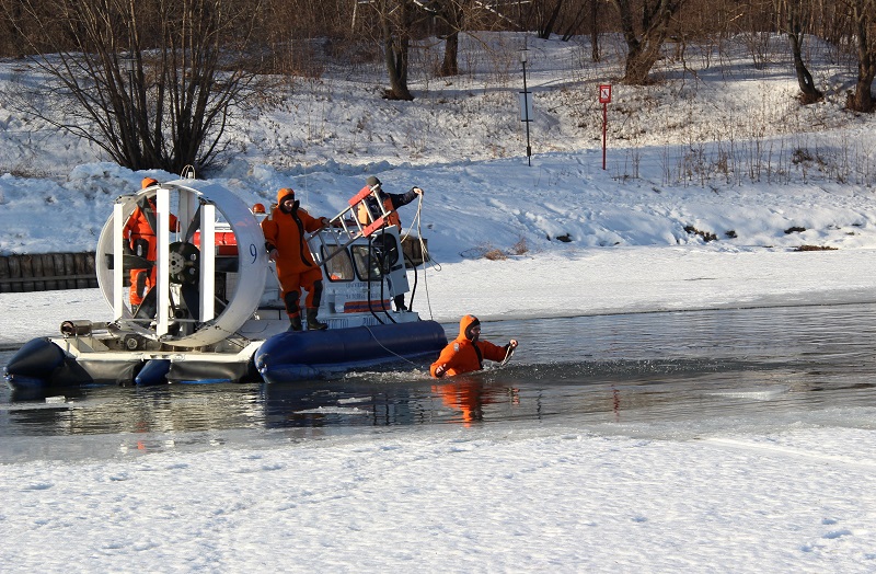 спасатели, Борисовские пруды, ГОЧСиПБ