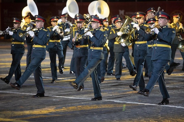 Аппарат совета депутатов рассказал о выступлении оркестра штаба Московского военного округа. Фото: страница управы района в социальных сетях
