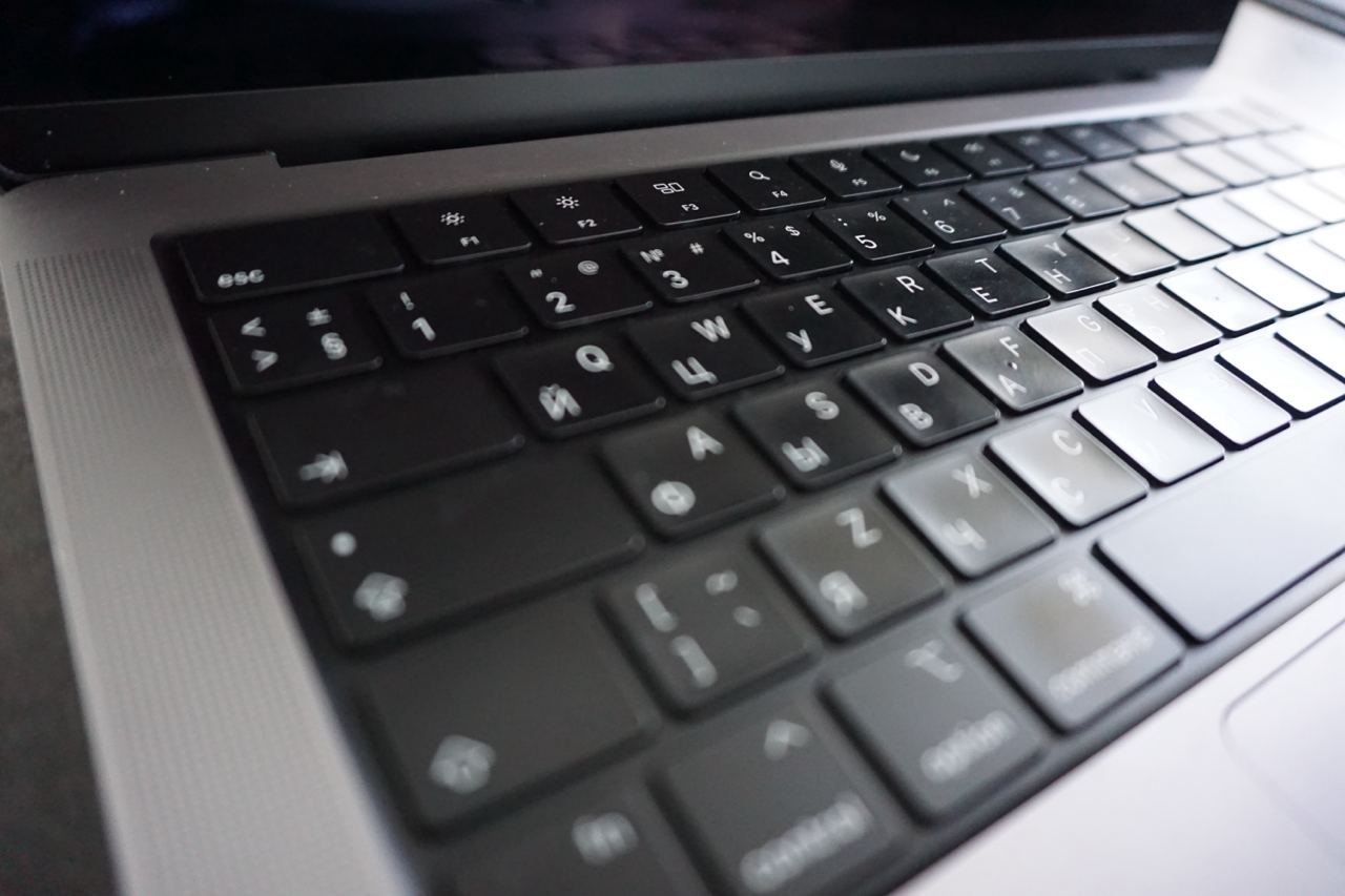 Сотрудники библиотеки №146 проведут акцию ко Дню солидарности в борьбе с терроризмом. Фото: Дарья Казачок, «Вечерняя Москва»