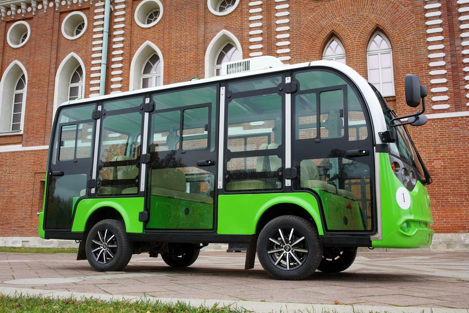 Зимние электробусы начали курсировать на территории музея-заповедника «Царицыно». Фото: официальный сайт музея-заповедника «Царицыно»