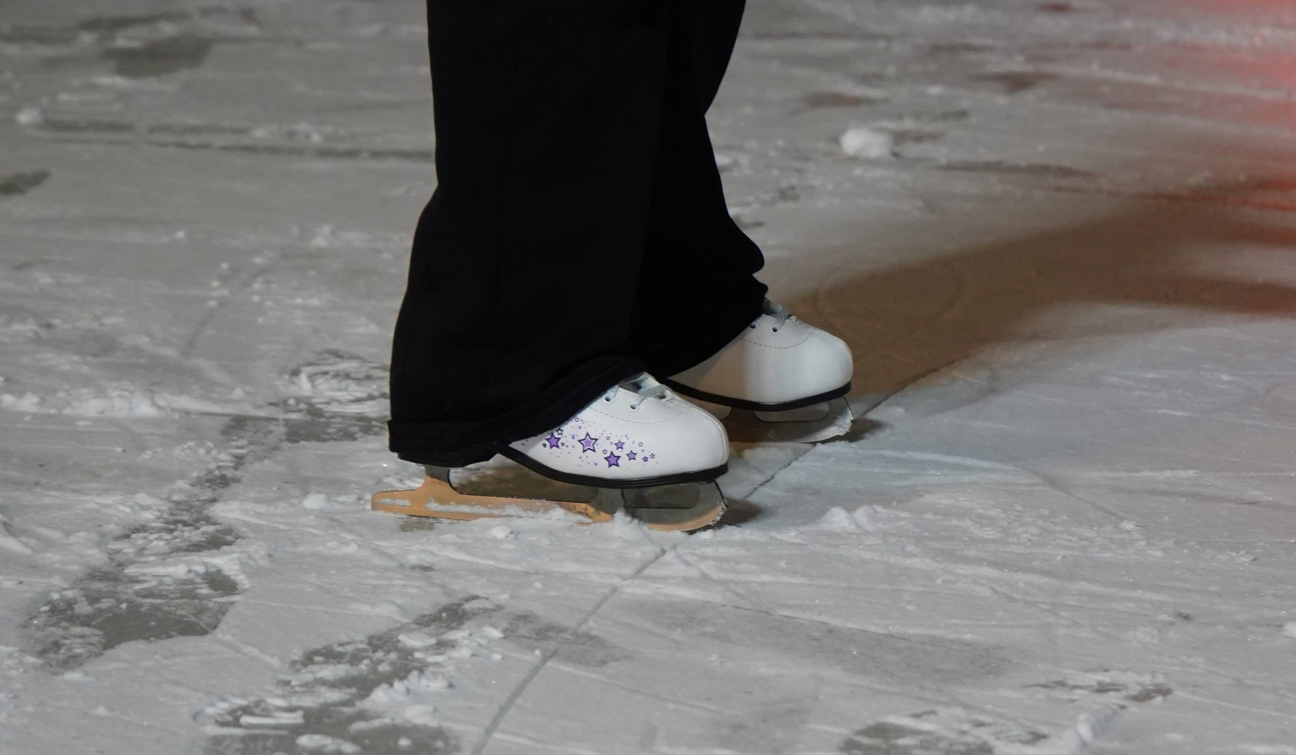 Представители ТКС «Орехово» организуют спортивное мероприятие. Фото: Анна Быкова, «Вечерняя Москва»